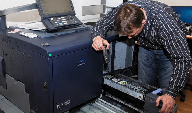������ � ������ Konica Minolta